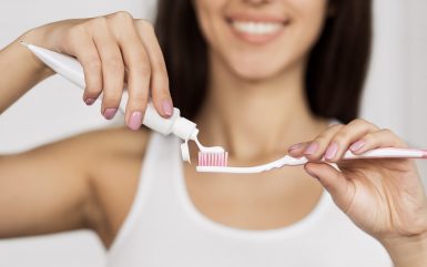 7 DENTAL HYGIENE TIPS TO FOLLOW IN 2021