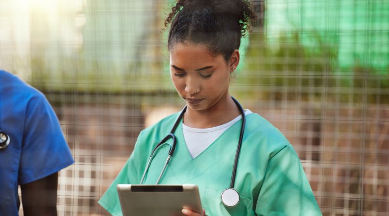 How Time Clocks Empower Nurses and Medical Staff for Enhanced Patient Care